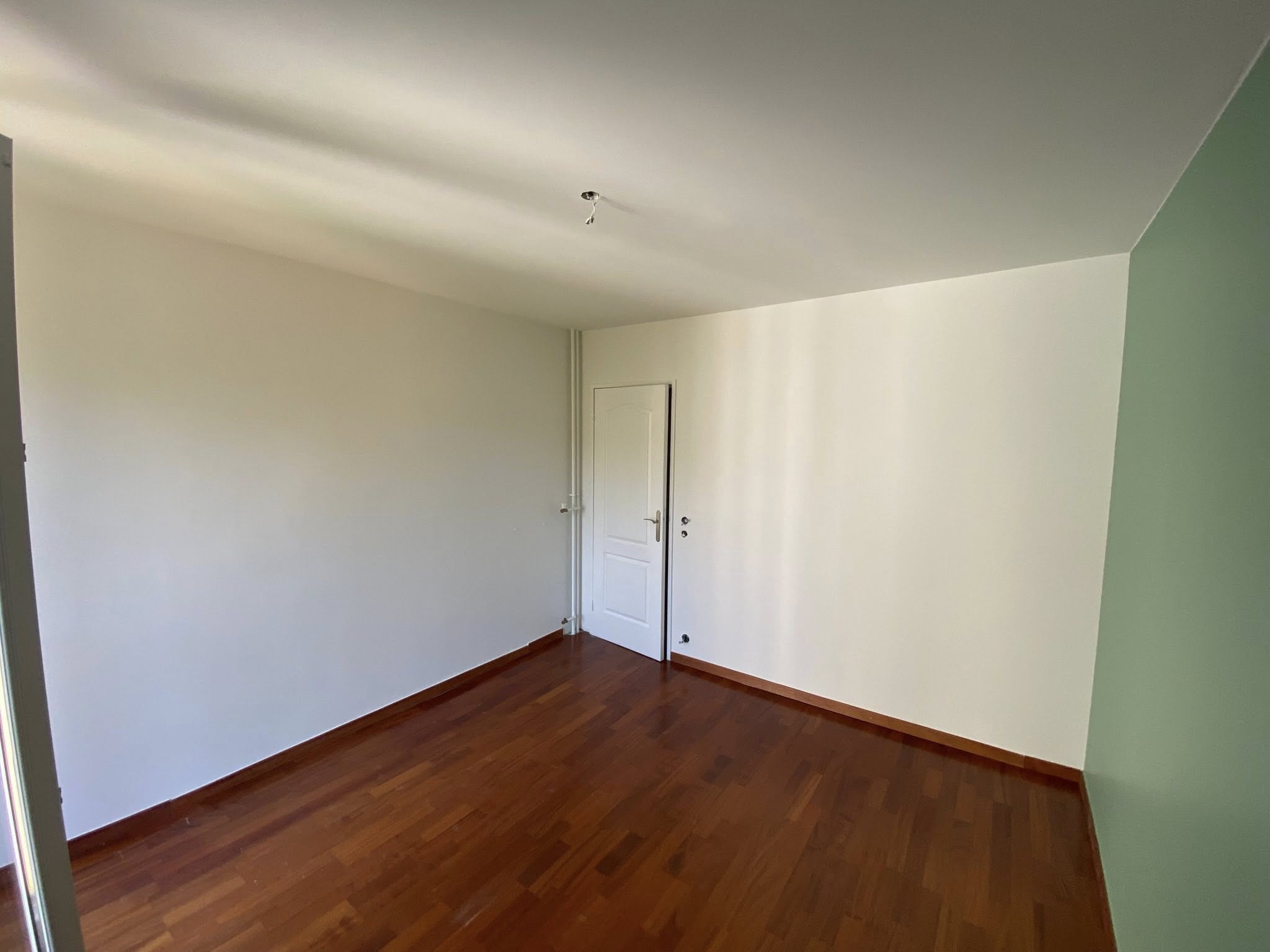 renovationchambre,peinture,peintre,salondeprovence,grans,eyguieres,lancondeprovence,salondeprovence,senas